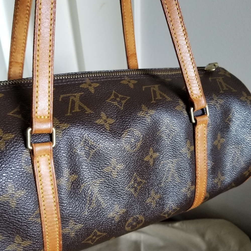 Sale! Louis Vuitton  papillon 30 bag - Picture 9 of 16